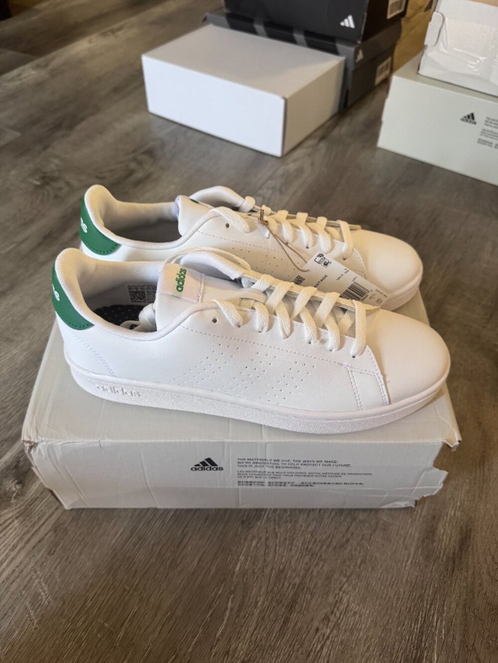 Size 9.5 - adidas Advantage White Green